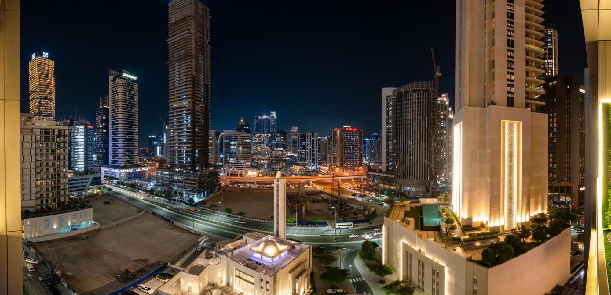 Apartment Elegant 1br 5mins Walk Mall & Burj Khalifa *