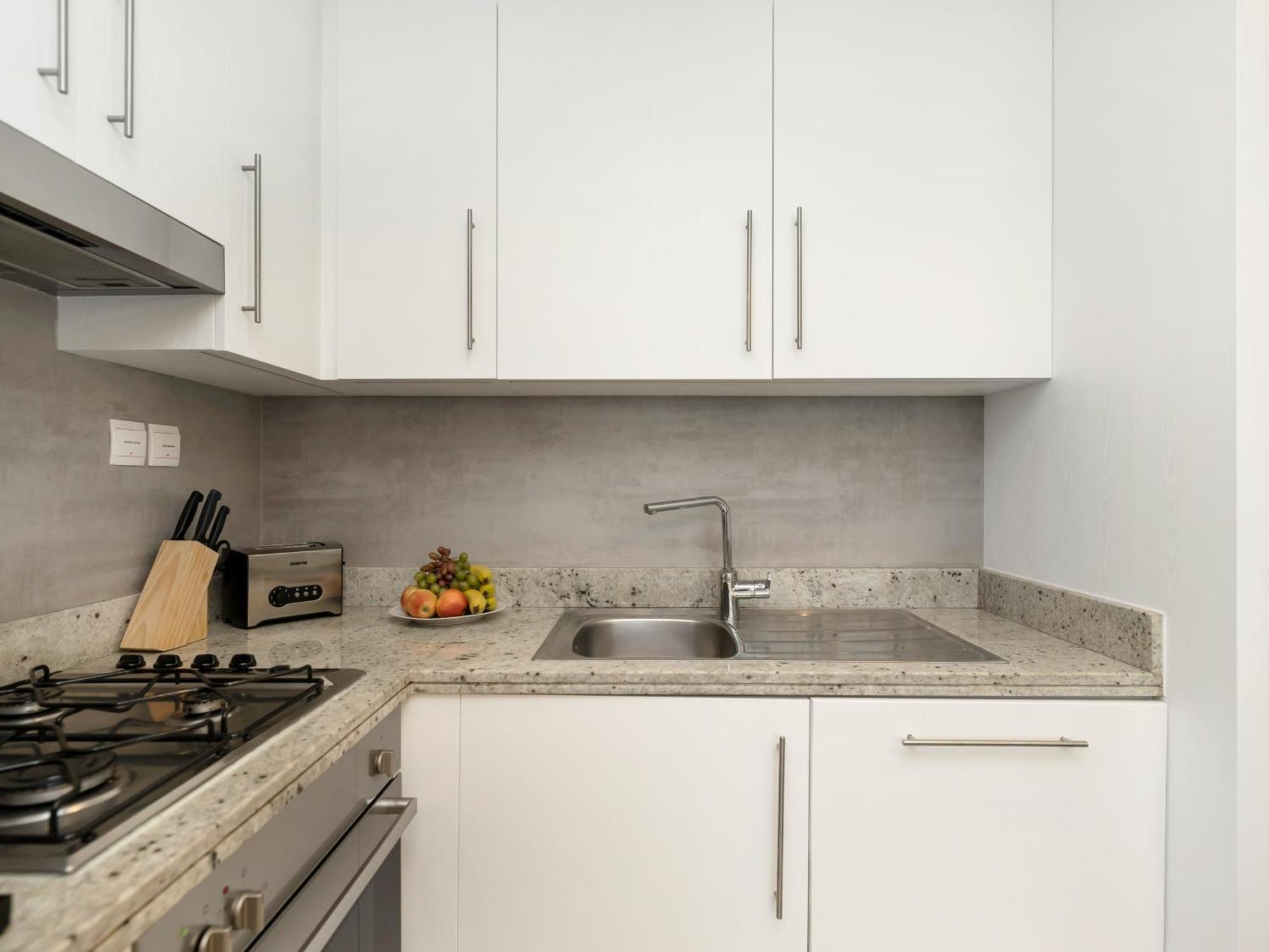 Elegant 1br 5mins Walk Mall & Burj Khalifa Apartment Dubai
