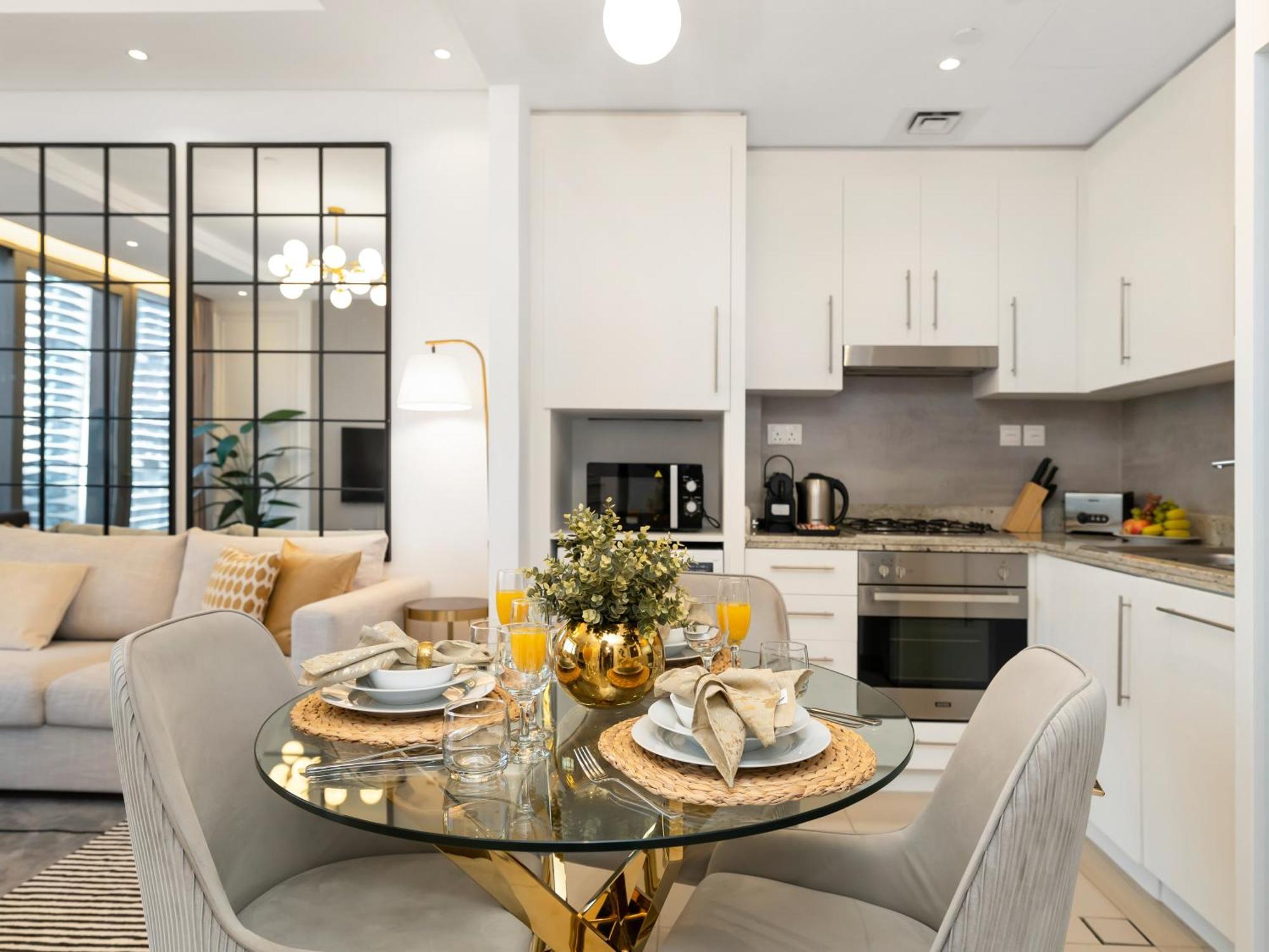 Elegant 1br 5mins Walk Mall & Burj Khalifa * Dubai