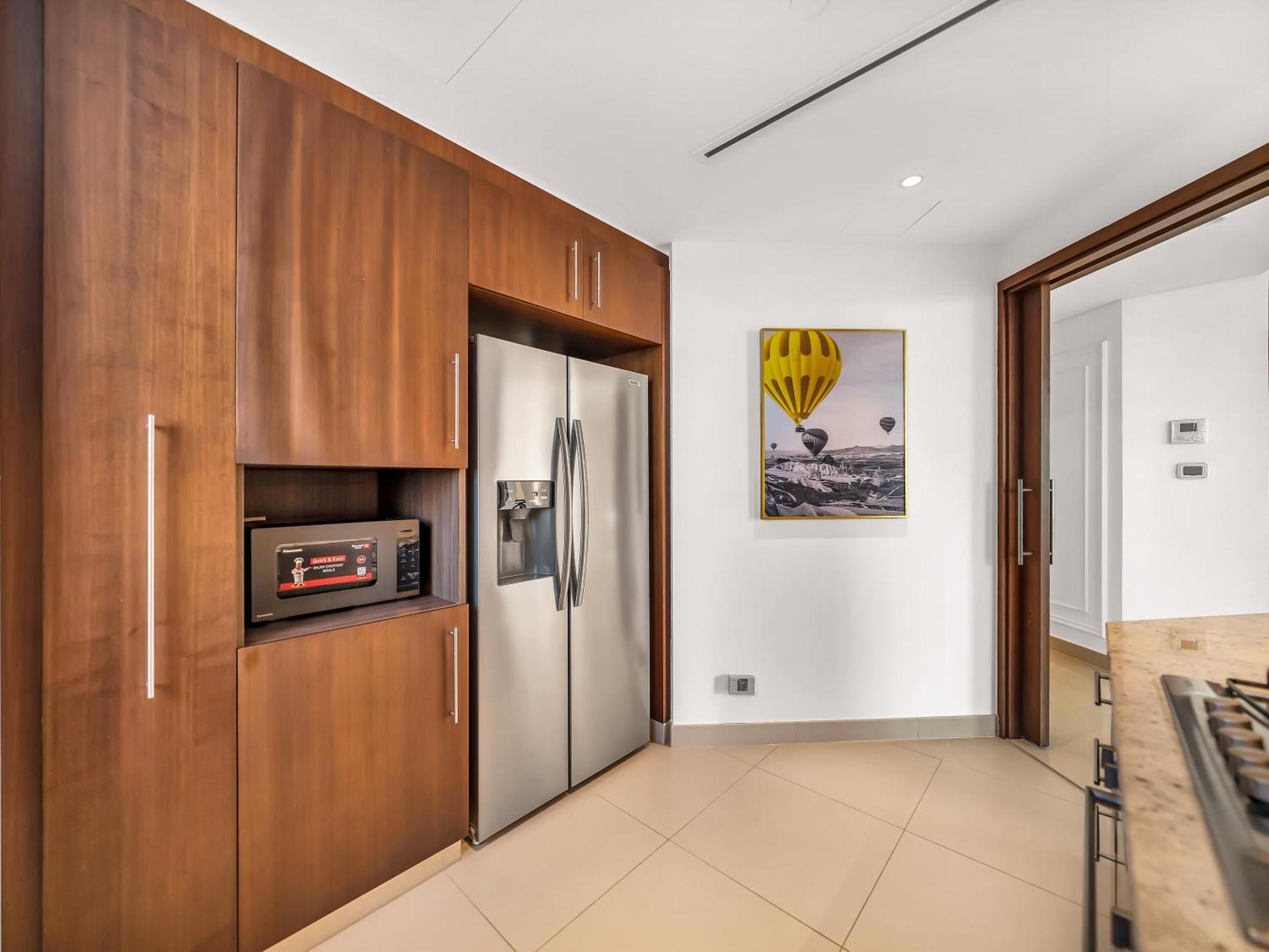 Stunning 2br-burj View -connected To Mall *