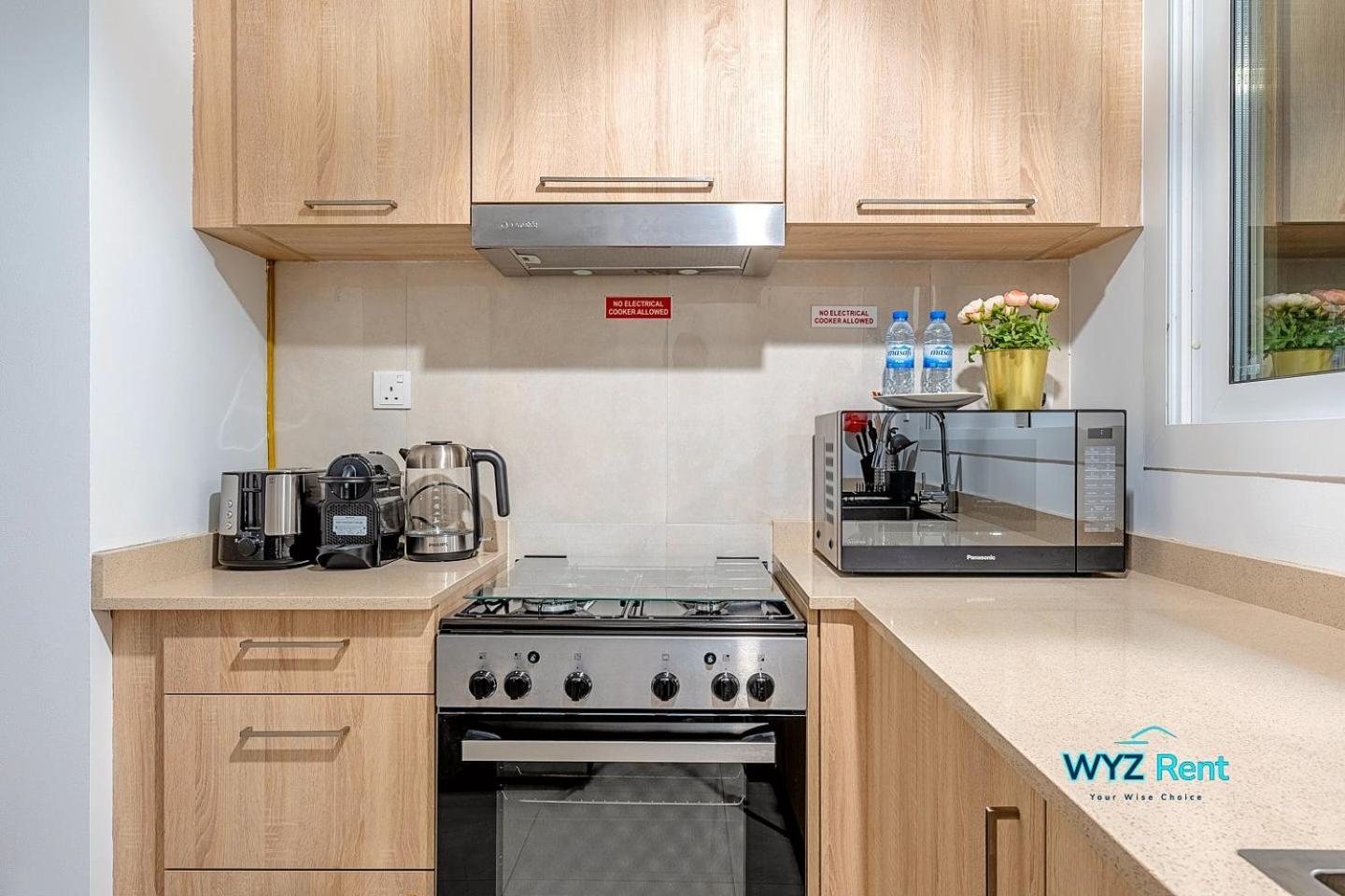 Charming 1 Bedroom In Ag Tower With Canal Views Apartment