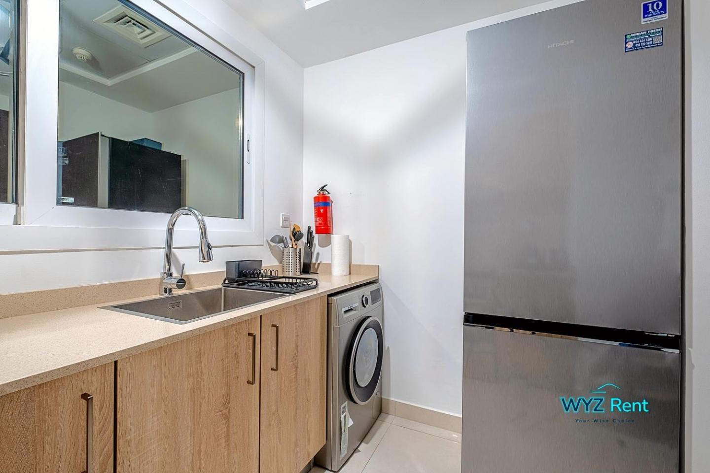 Charming 1 Bedroom In Ag Tower With Canal Views Dubai