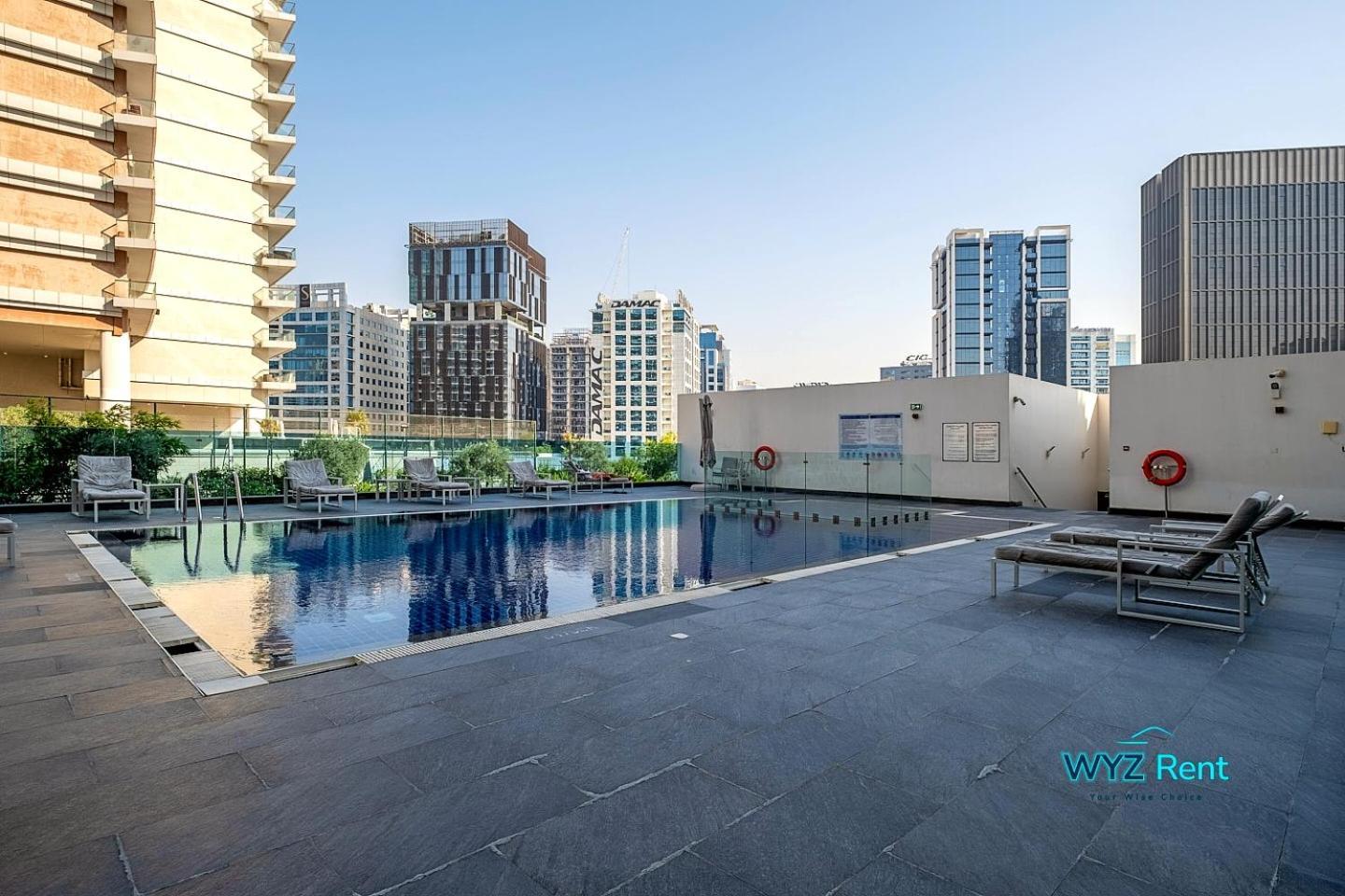Charming 1 Bedroom In Ag Tower With Canal Views Apartment Dubai