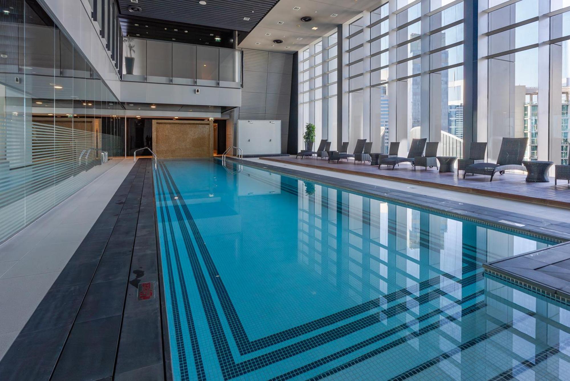 Elegant 1-bedroom Apartment, Full Burj Khalifa & Downtown Views