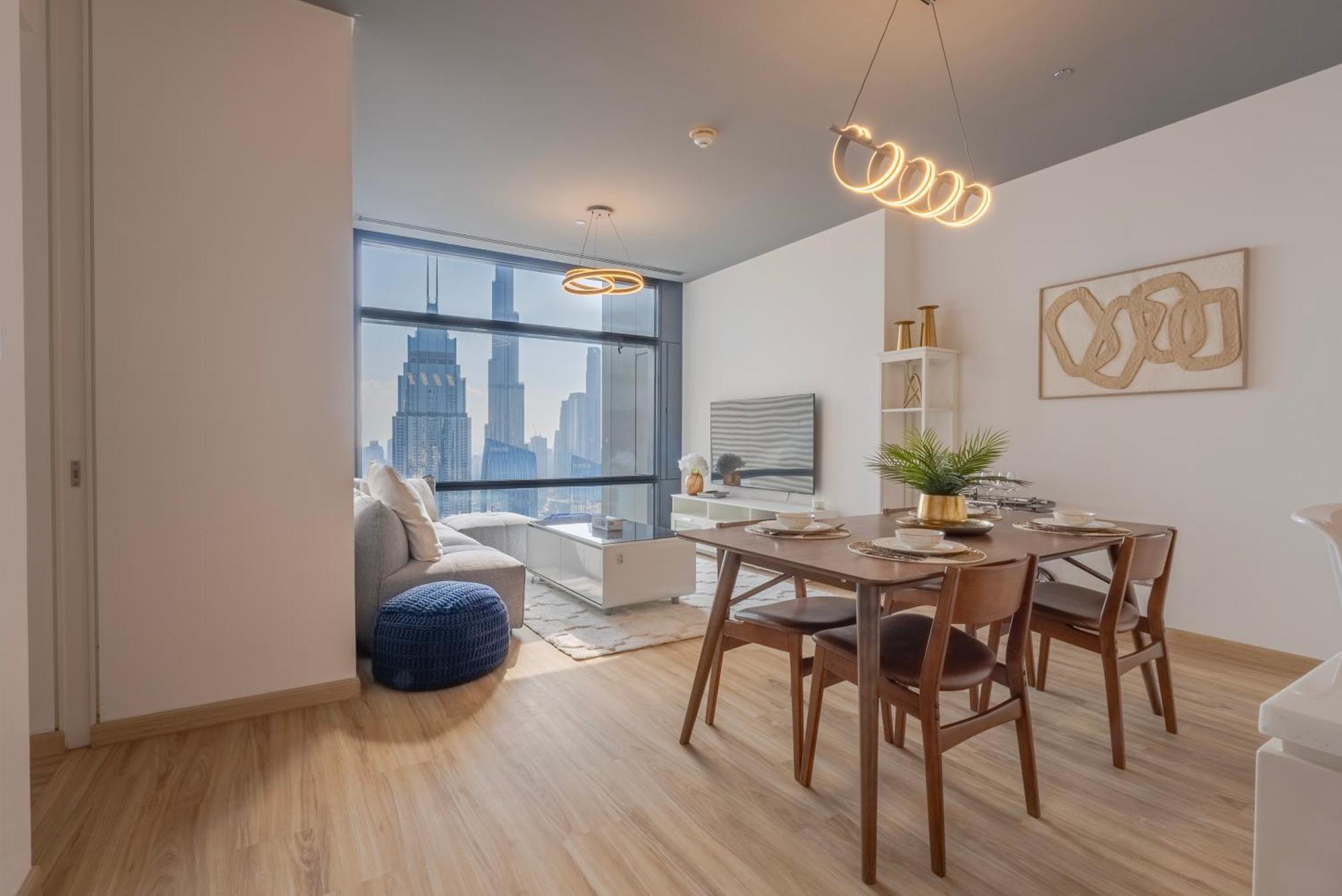 Apartment Elegant 1-bedroom Apartment, Full Burj Khalifa & Downtown Views Dubai
