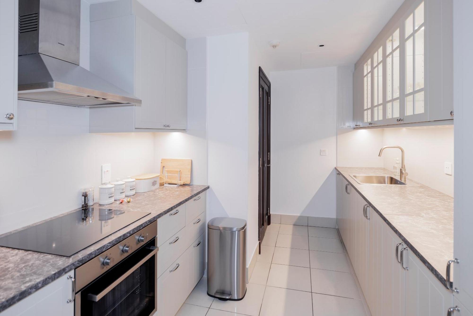 Apartment Luxury 1-br Near Burj