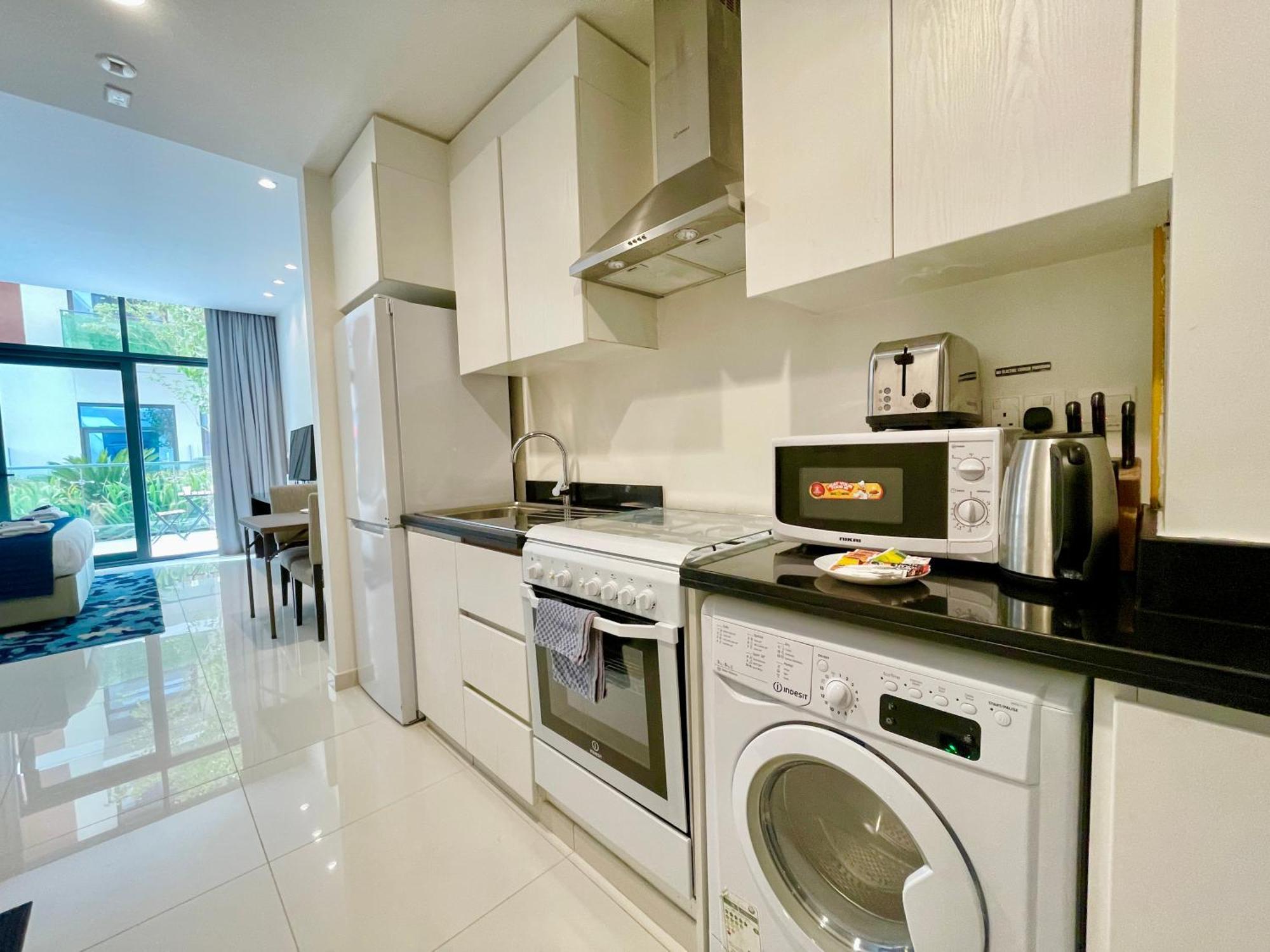 Vacay Lettings - Modern Near To Expo Apartment Dubai
