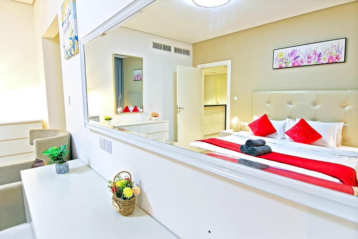 Luxurious 1bhk In Cour Jardin Apartment *