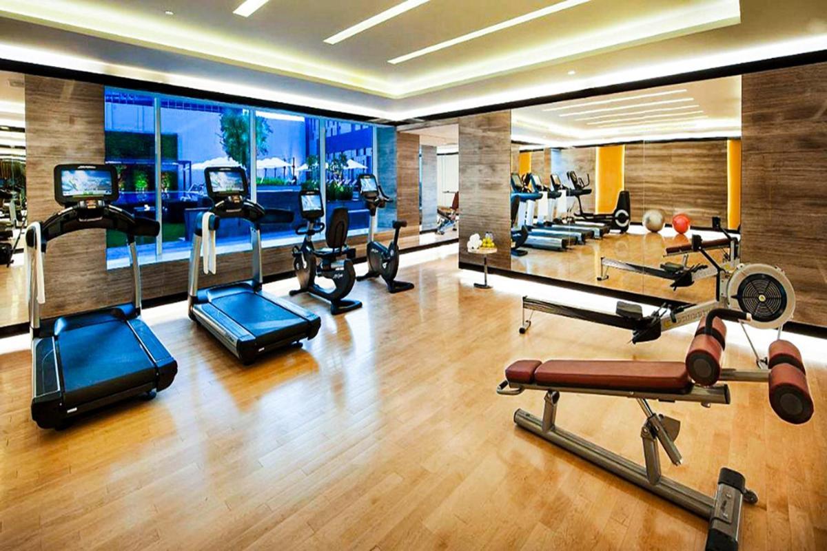 Luxurious 1bhk In Cour Jardin Apartment *