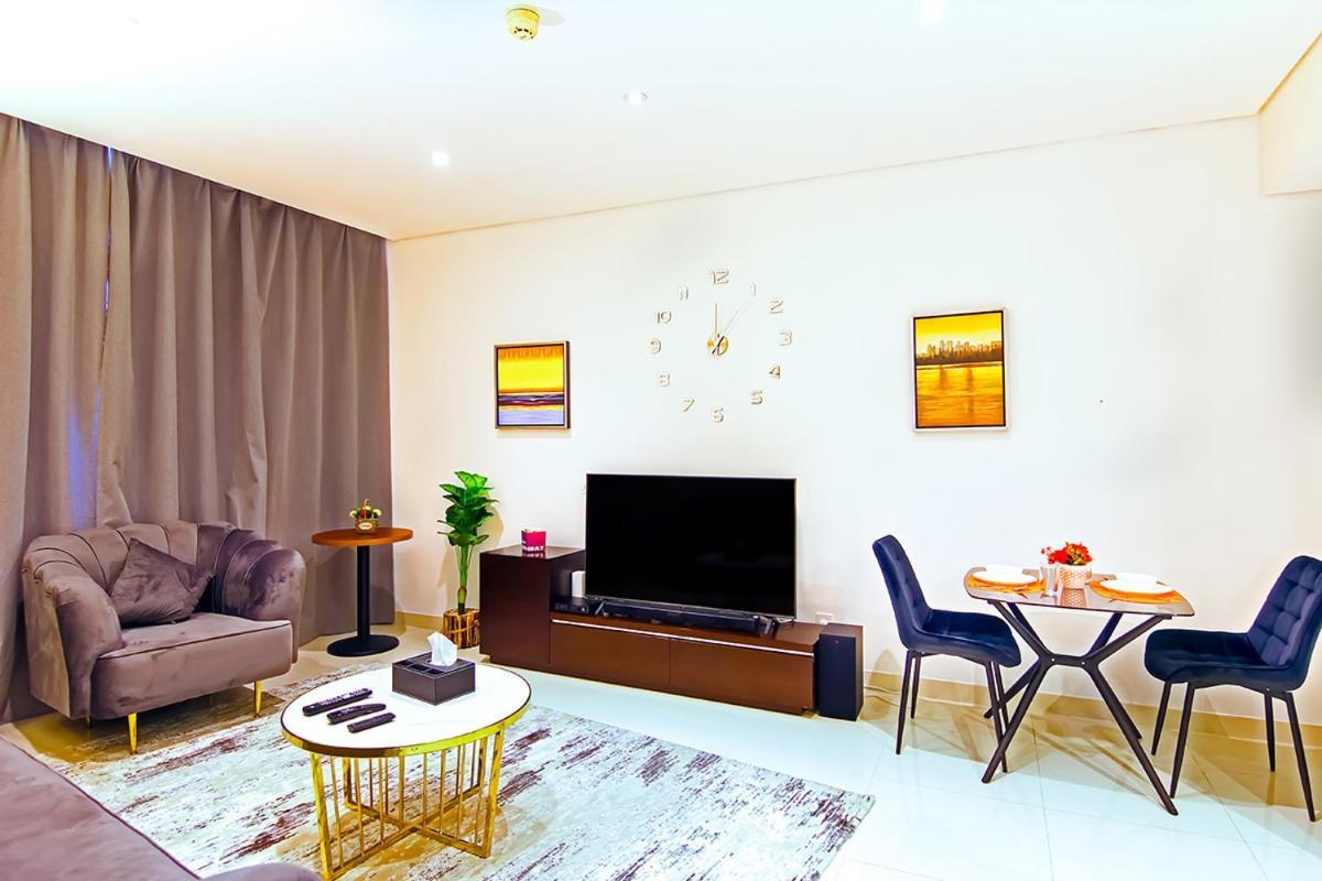 Apartment Luxurious 1bhk In Cour Jardin *