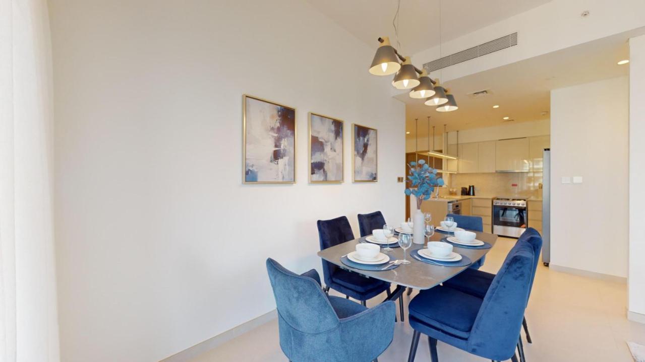 Apartment Burj Royale - Mesmerizing Three Bed With Burj View Dubai