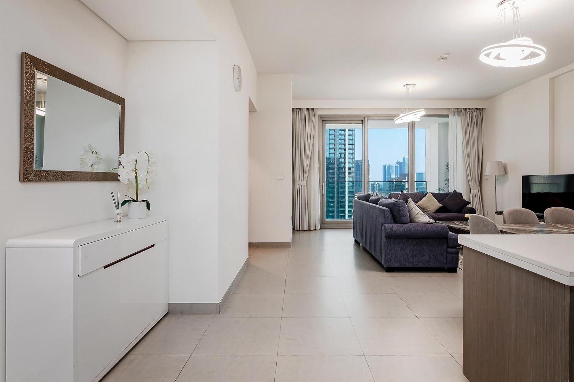 Apartment Skyline Luxe Downtown Living Dubai