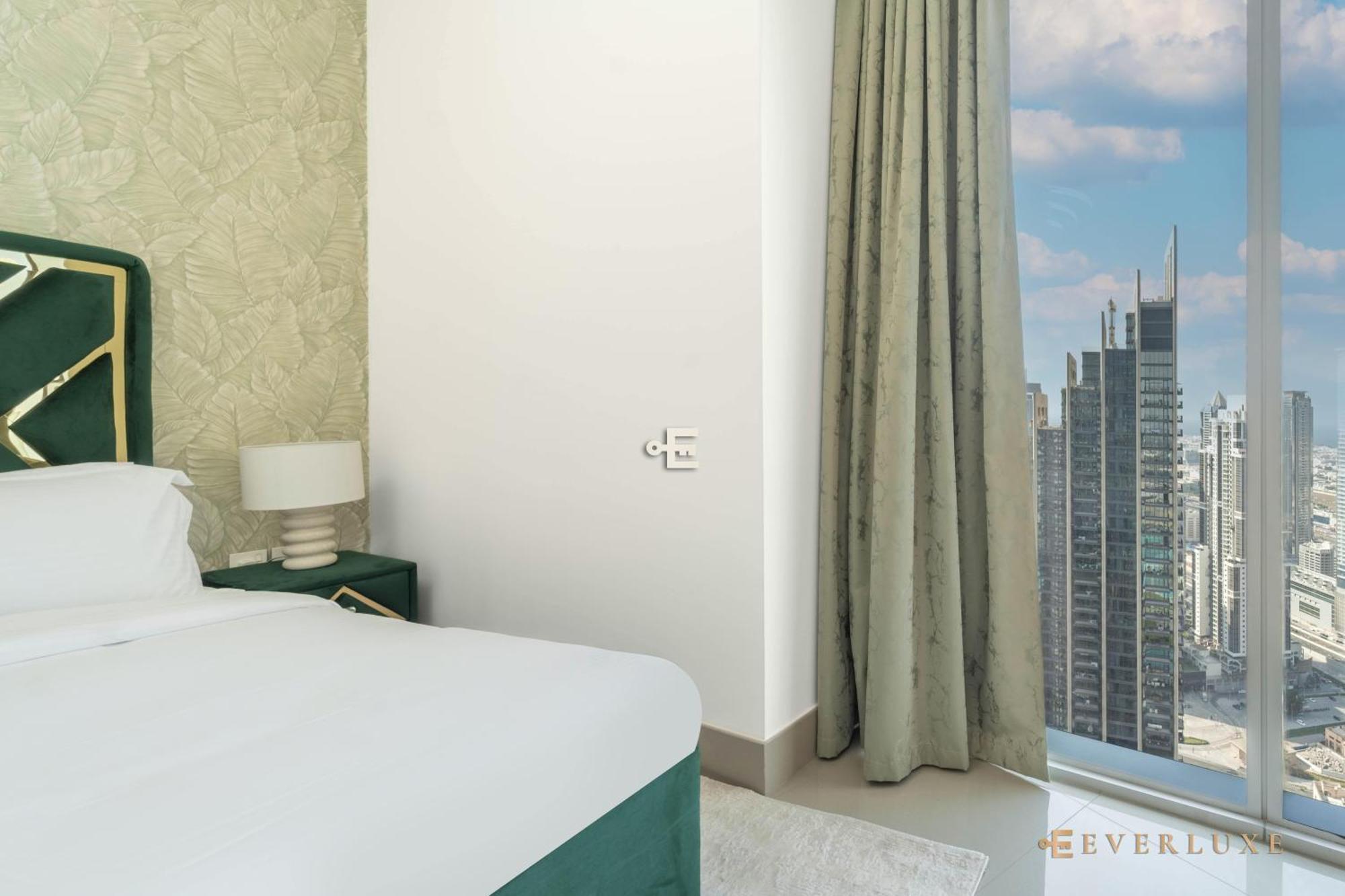 Downtown Elegance 2br Near Fountain Dubai