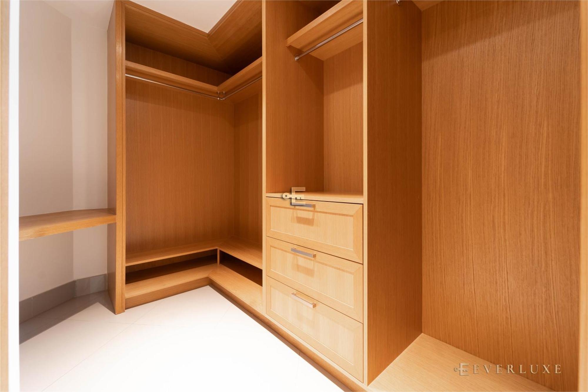 Downtown Elegance 2br Near Fountain Apartment Dubai