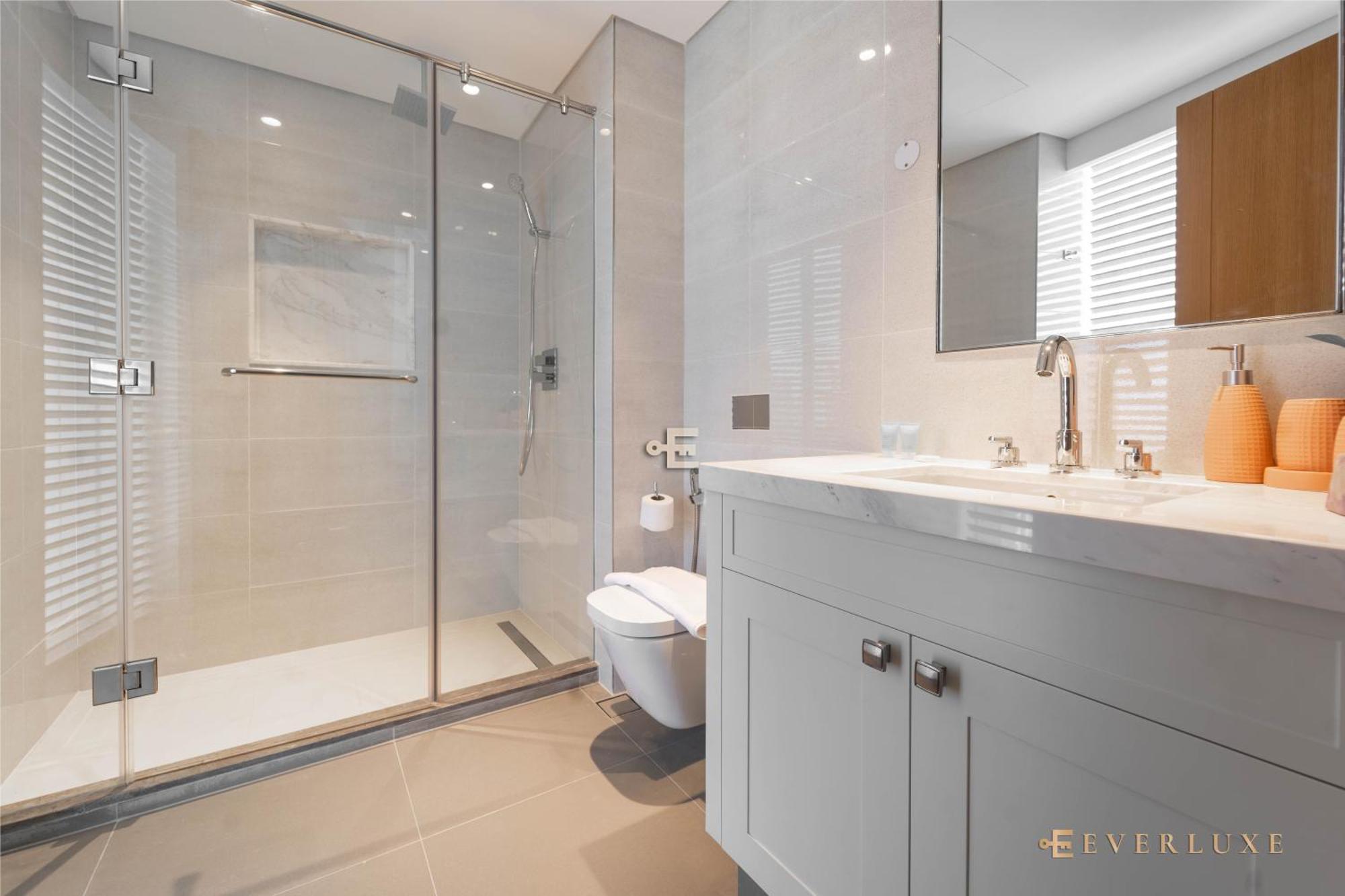 Apartment Downtown Elegance 2br Near Fountain