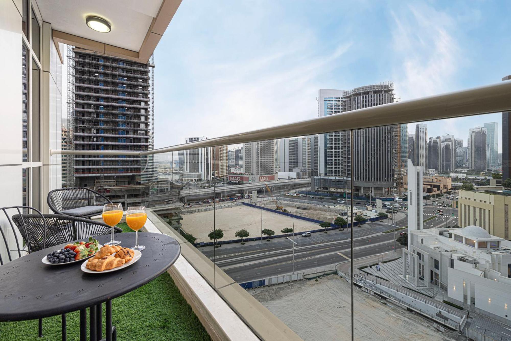 3br Luxury Escape At Mon Reve I Access To Pool And Gym Apartment *