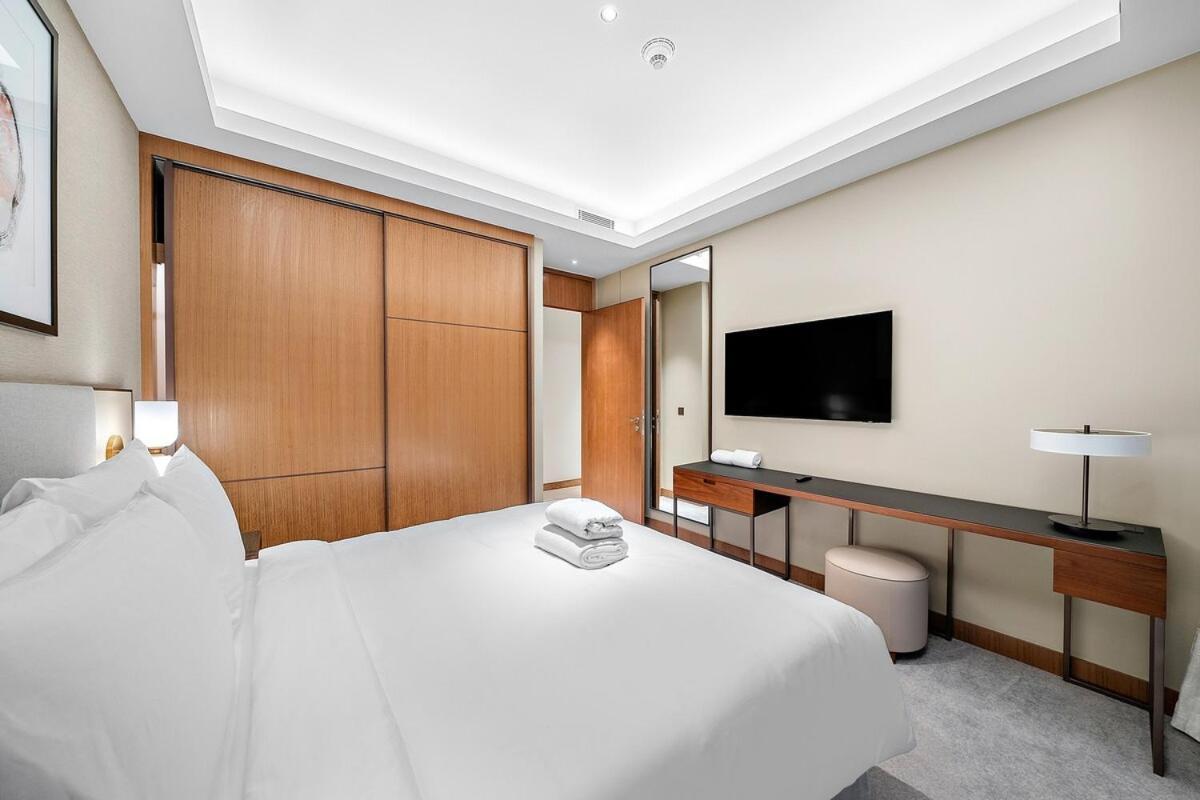 First Class 3br Burj Khalifa & Fountain View Dubai