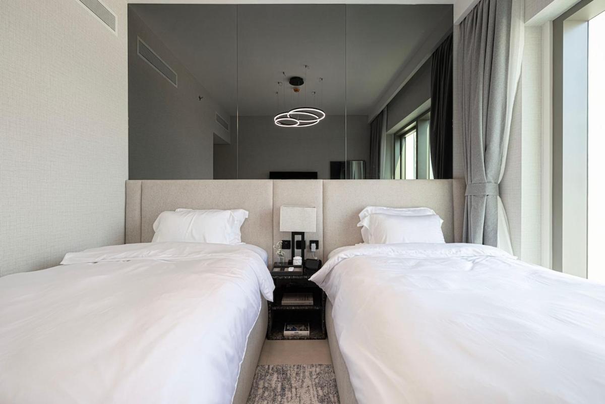 Apartment Luxury 2br Burj Khalifa View Mall