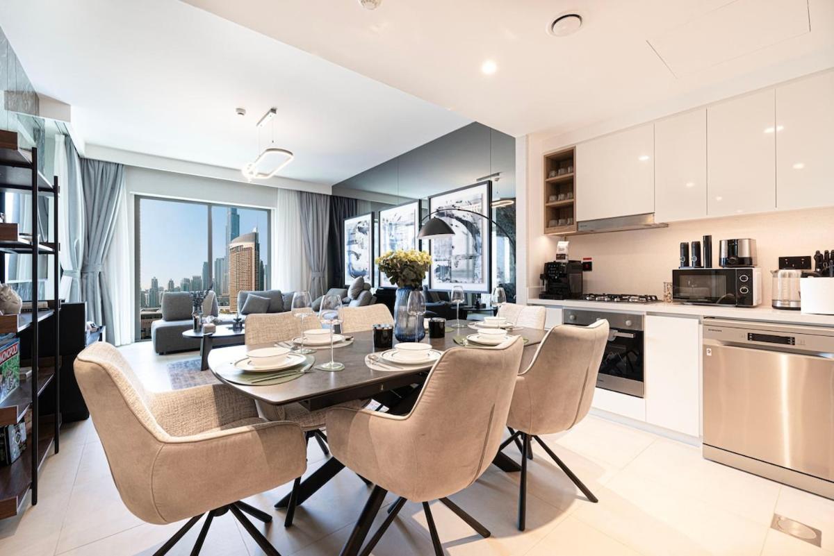 Luxury 2br Burj Khalifa View Mall *