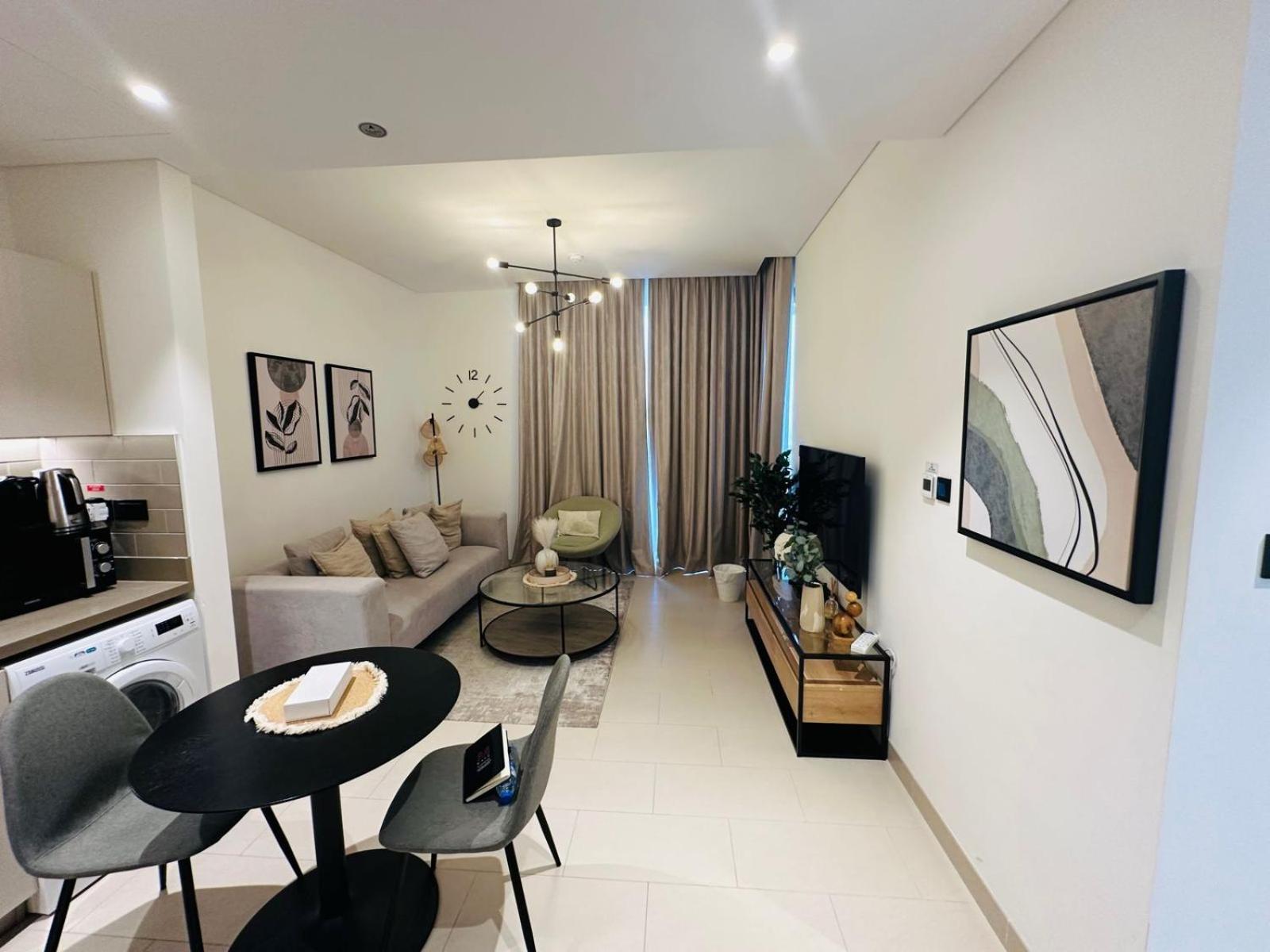 Creek Views 1 Bedroom Mins To Downtown In Sobha Creek Vistas * Dubai
