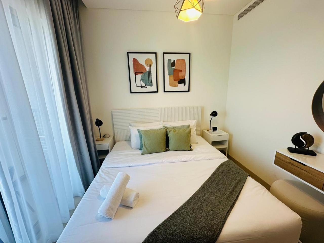 Creek Views 1 Bedroom Mins To Downtown In Sobha Creek Vistas * Dubai