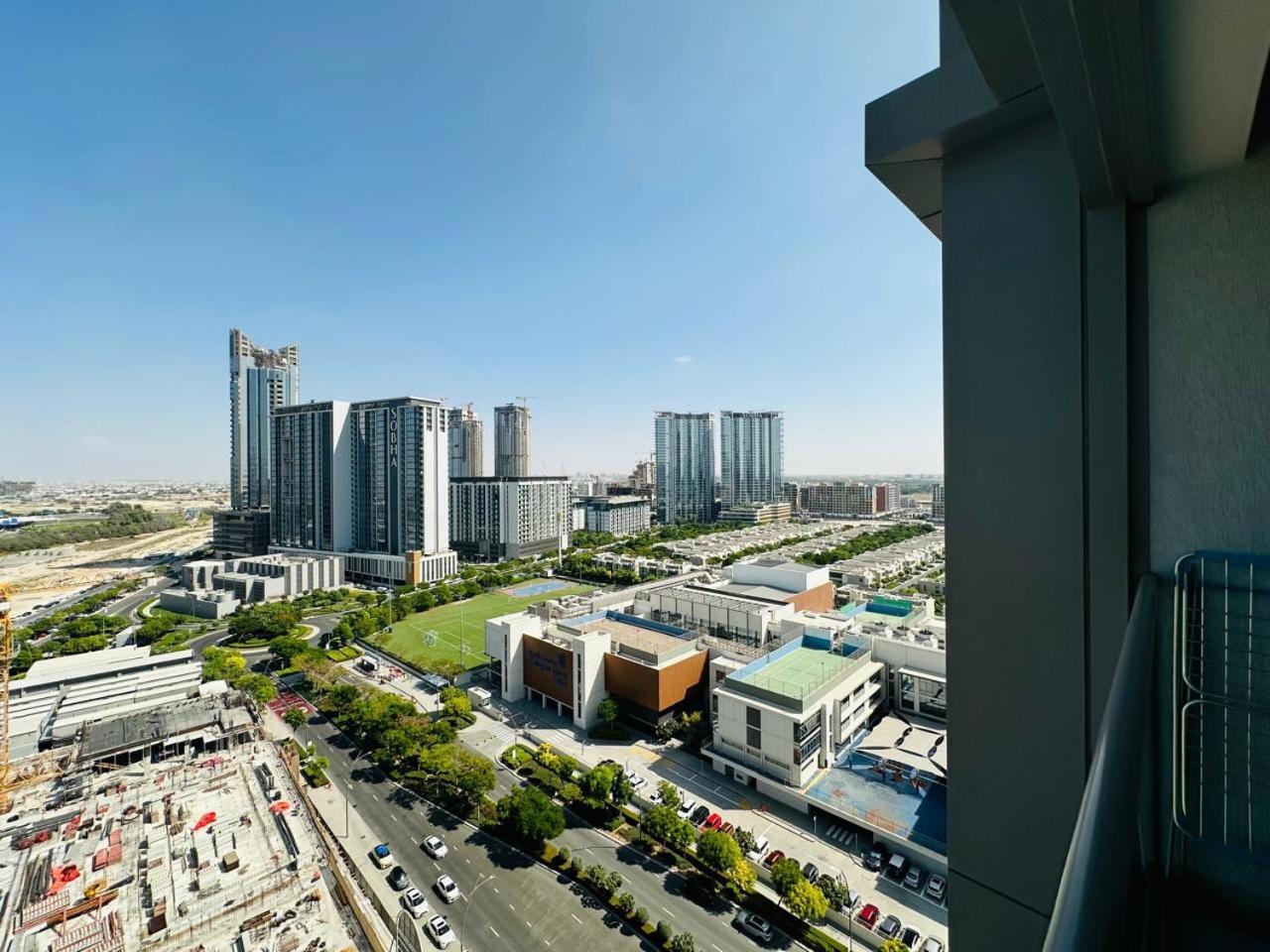 Creek Views 1 Bedroom Mins To Downtown In Sobha Creek Vistas Apartment