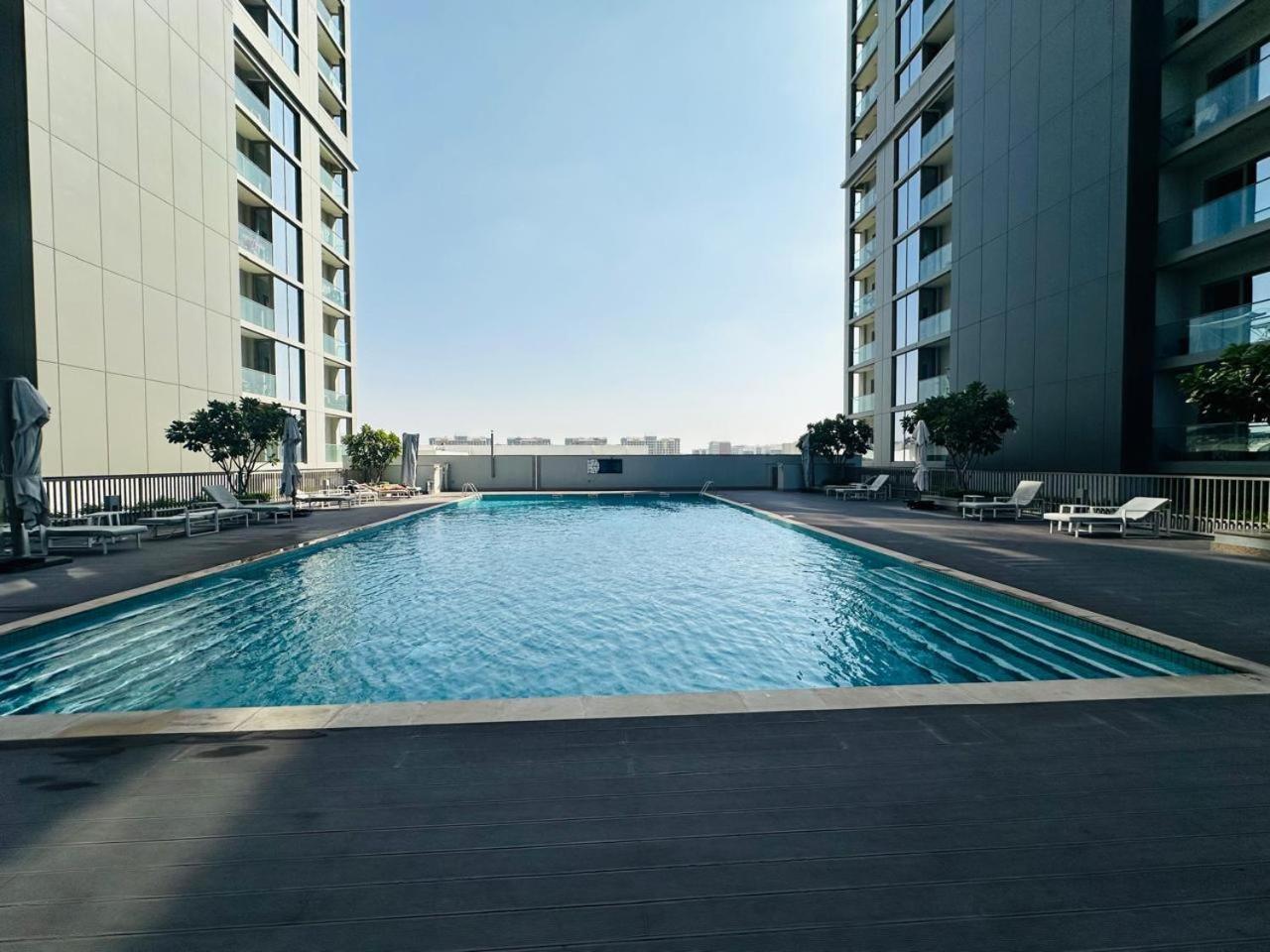Apartment Creek Views 1 Bedroom Mins To Downtown In Sobha Creek Vistas Dubai