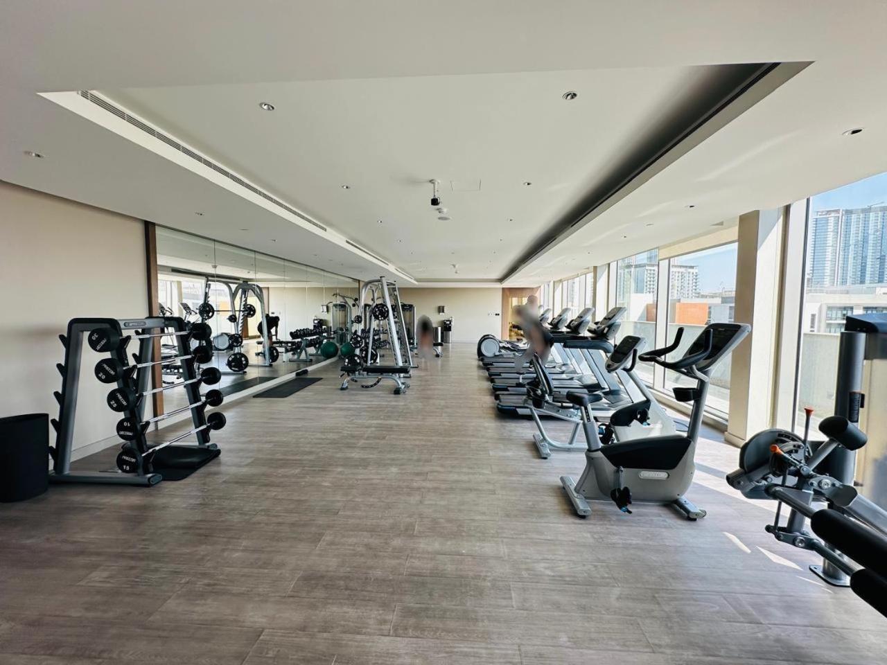 Creek Views 1 Bedroom Mins To Downtown In Sobha Creek Vistas Dubai