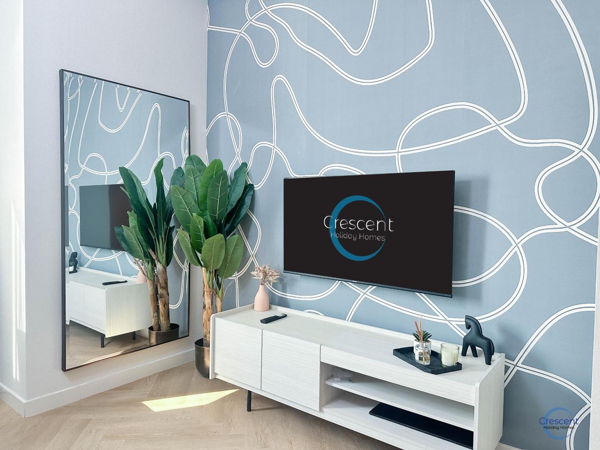 Elegant Living In Capital Bay Apartment *