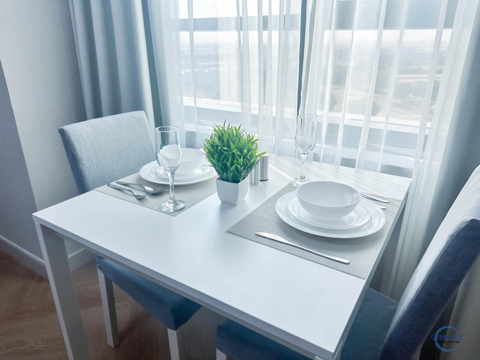 Elegant Living In Capital Bay *