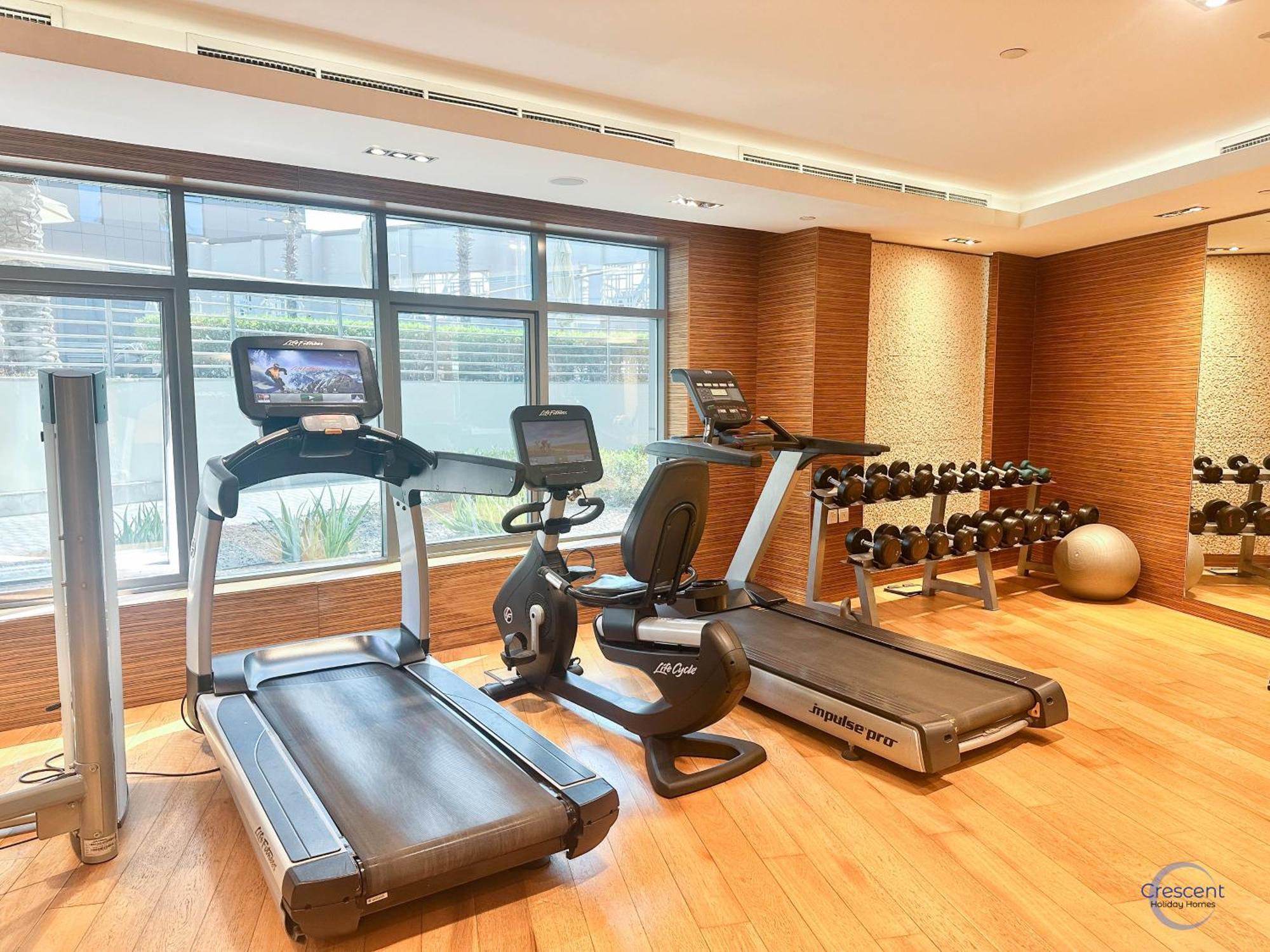 Apartment Elegant Living In Capital Bay *