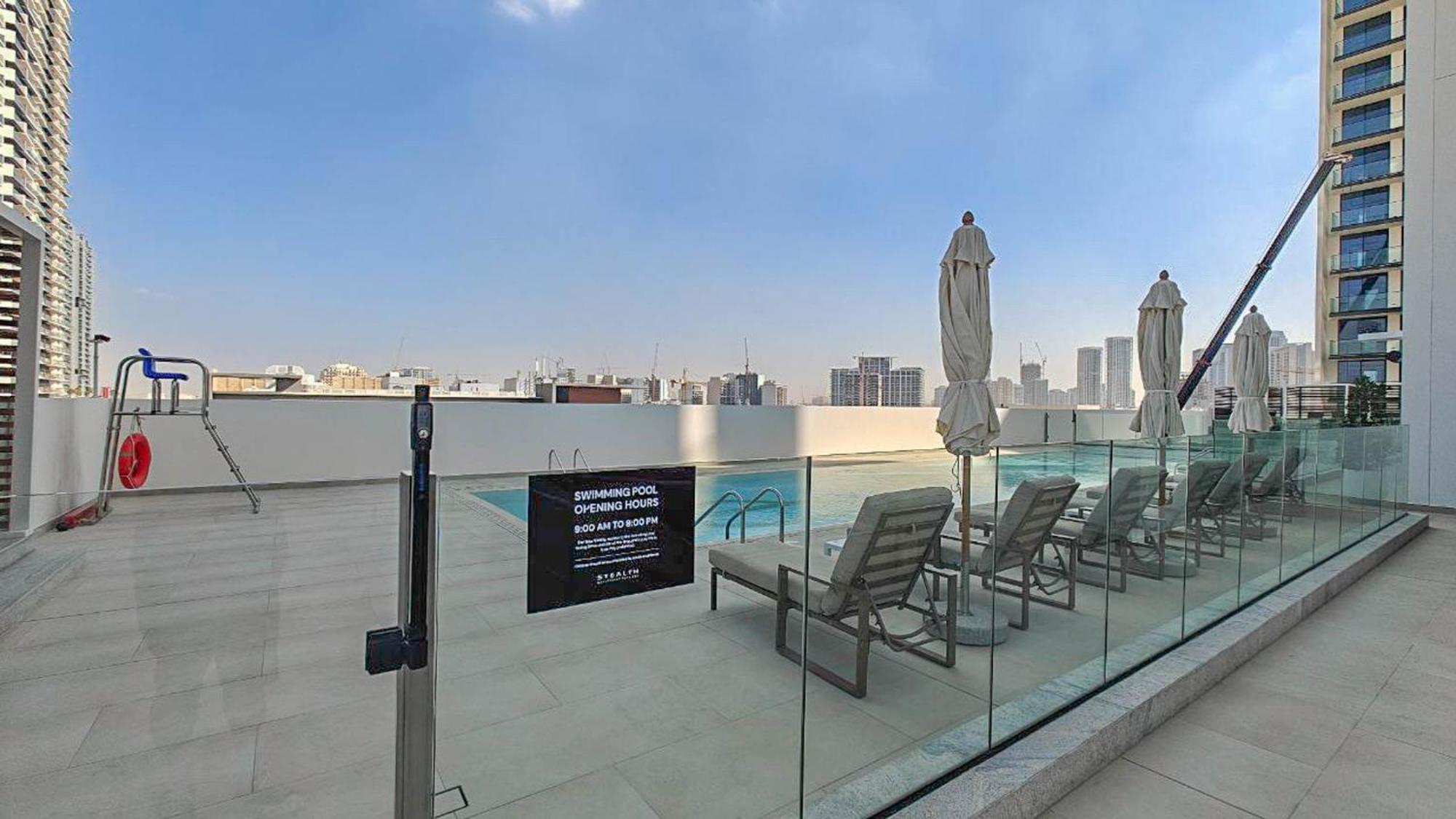 Sky-high Serenity - Stylish 1bhk - 20th Floor Apartment *