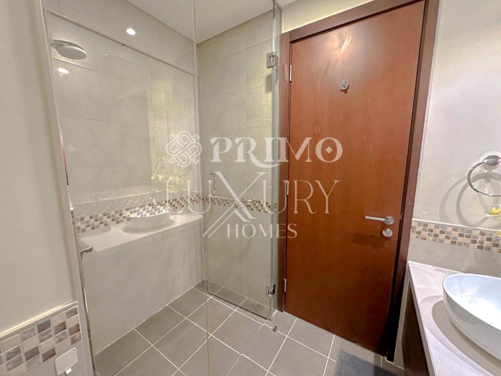 Premium 2-bedroom Living In Reva Residences, Apartment Dubai