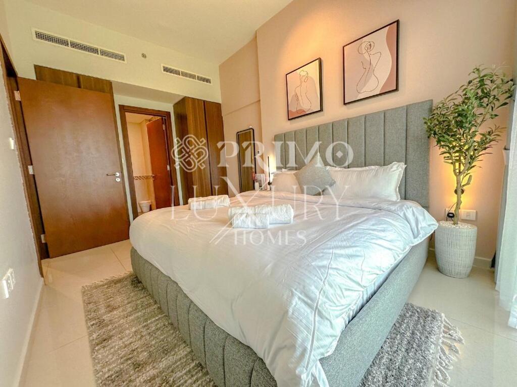 Premium 2-bedroom Living In Reva Residences, Dubai