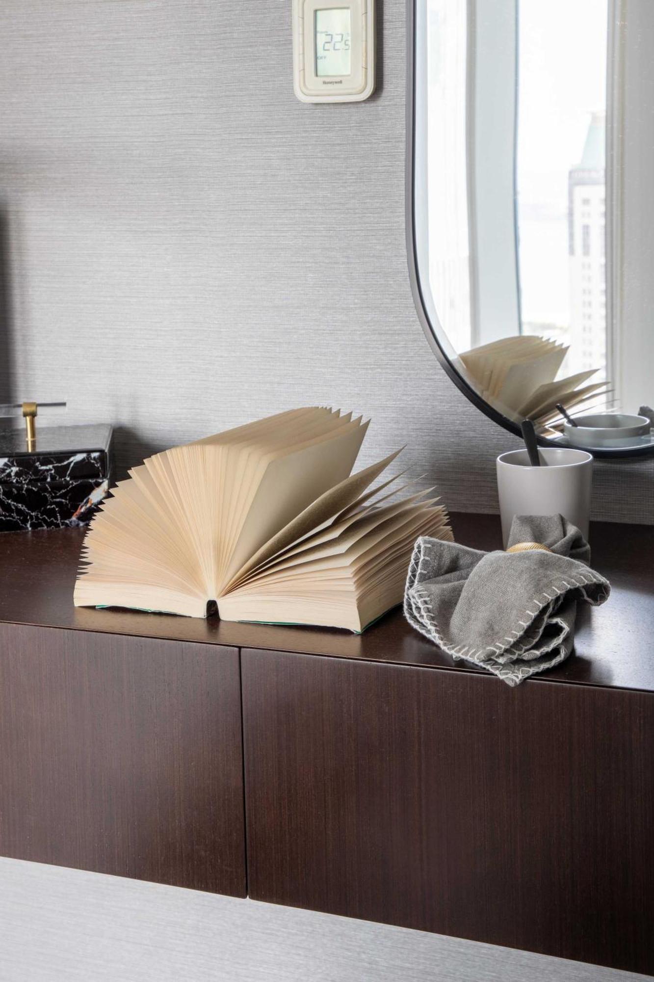 Frank Porter - Damac Heights Apartment *