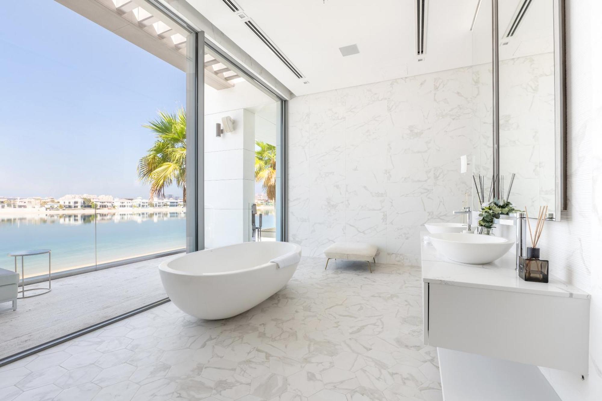 Ultra-luxury 6br Palm - Private Pool & Beach