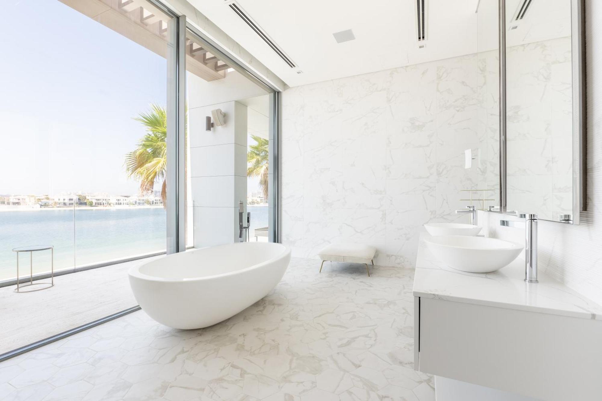 Ultra-luxury 6br Palm - Private Pool & Beach Villa *
