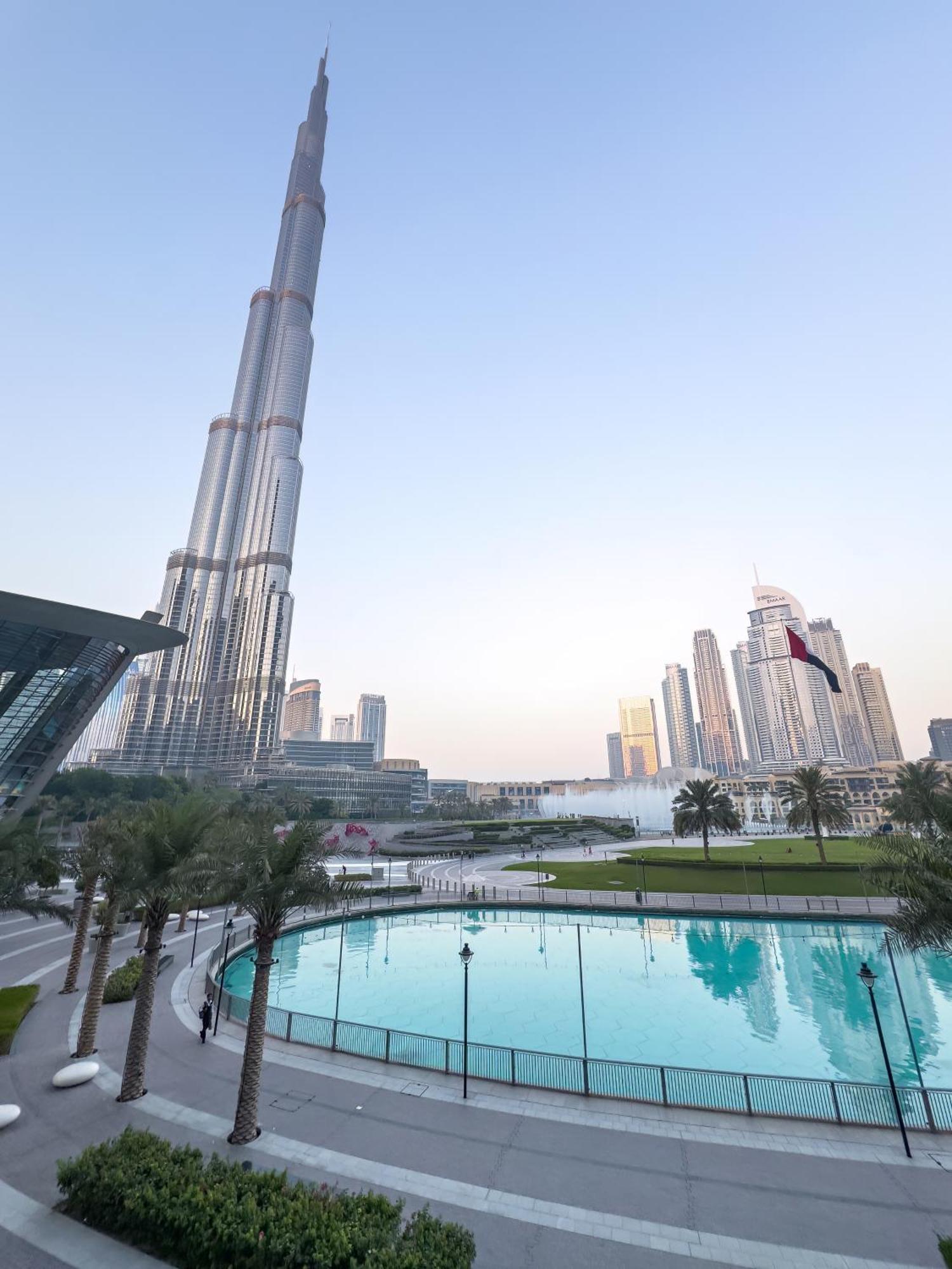Apartment Signature Series 1 Bedroom I Free Parking, Gym, Pool I Playstation 5 I By Skyline Serenity Dubai