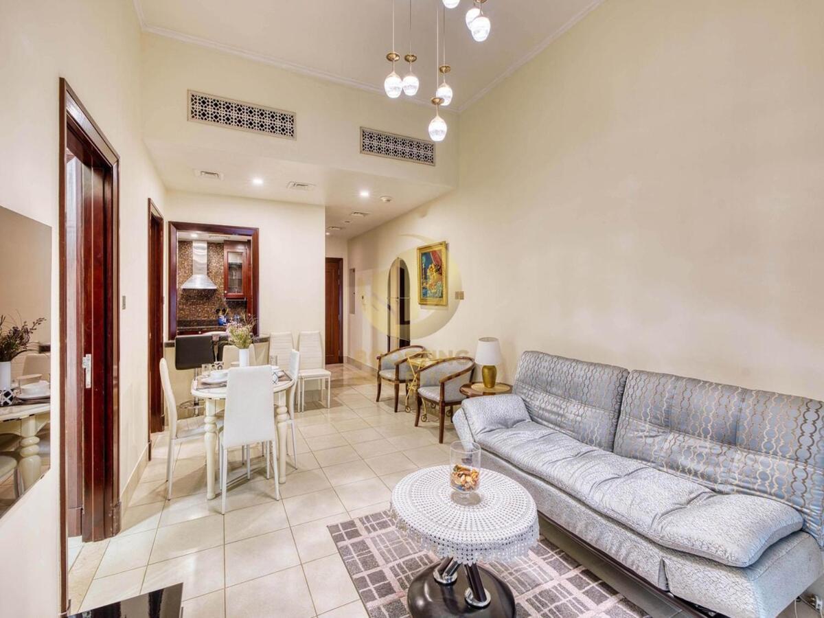 Luxury 1 Bedroom Downtown * Dubai