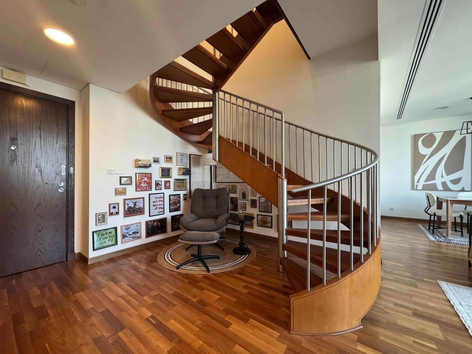 Luxurious 2br Duplex In Prestigious Difc Apartment