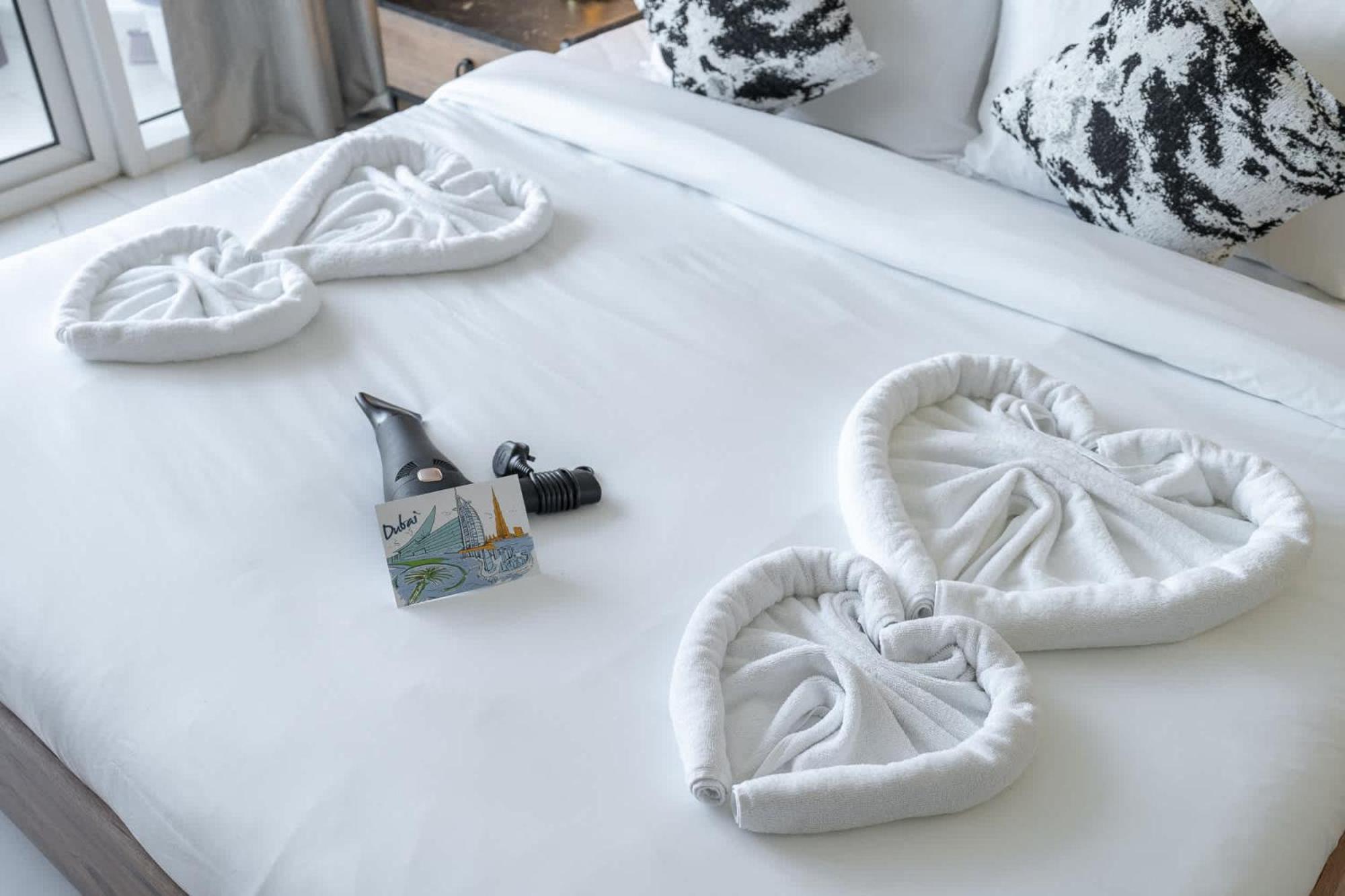 Cozy Perfect For 4 In Business Bay Dubai