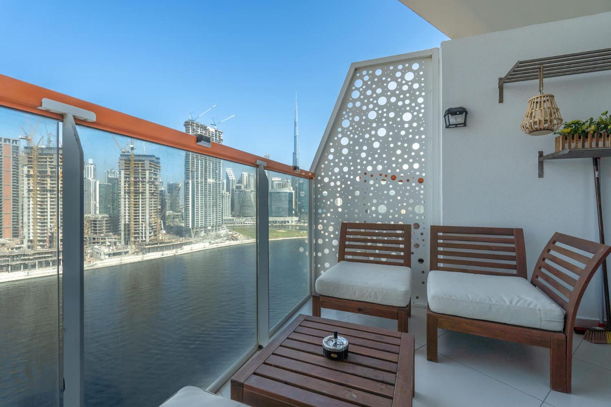 Cozy Perfect For 4 In Business Bay Apartment *