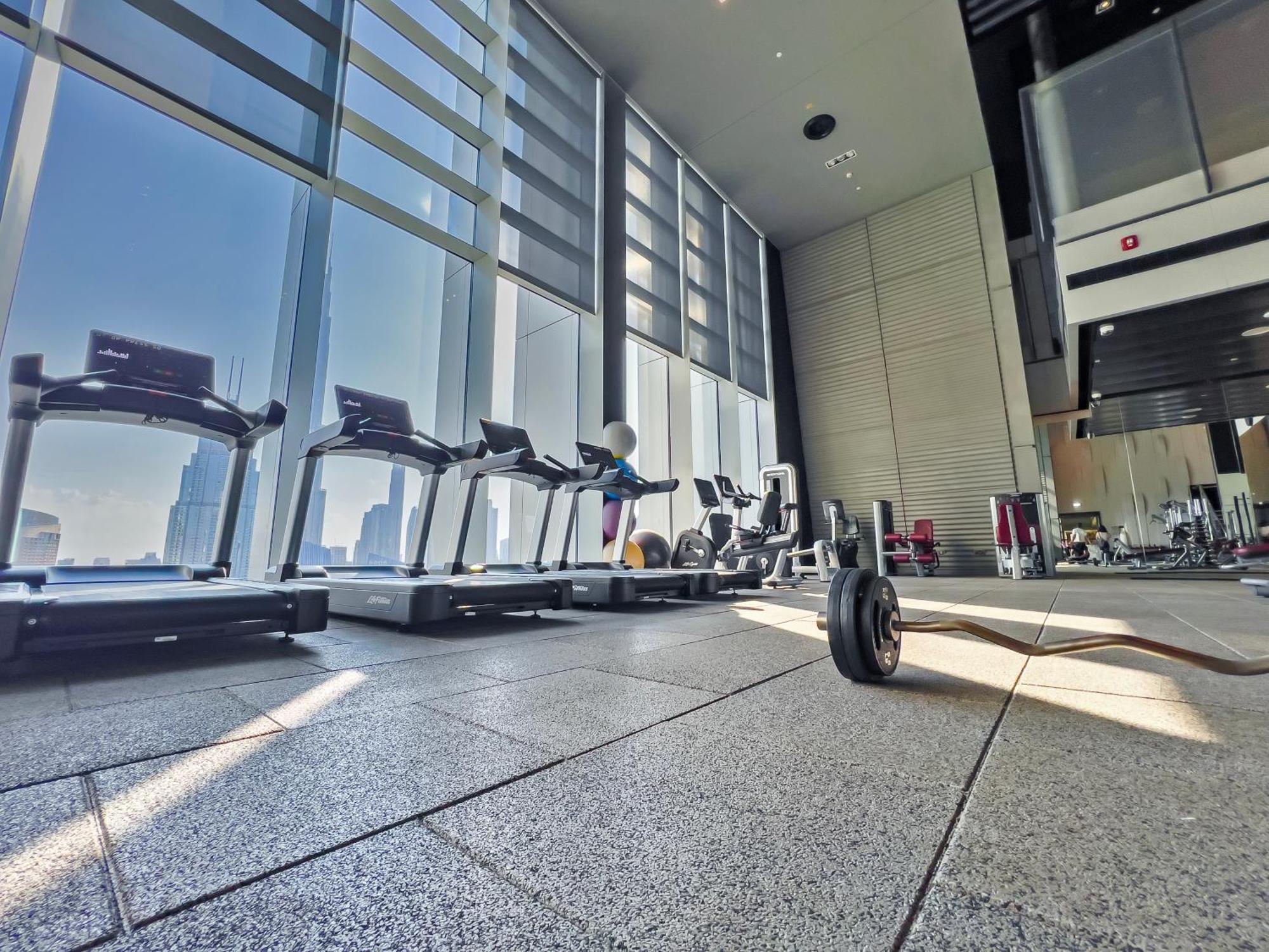 Elegant 1-bedroom Apartment, Full Burj Khalifa & Downtown Views Apartment Dubai
