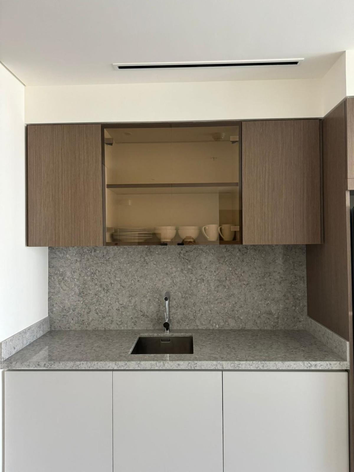 Apartment Grand Bleu Tower Interiors By Elie Saab - Emaar Beachfront - Emaar Dubai