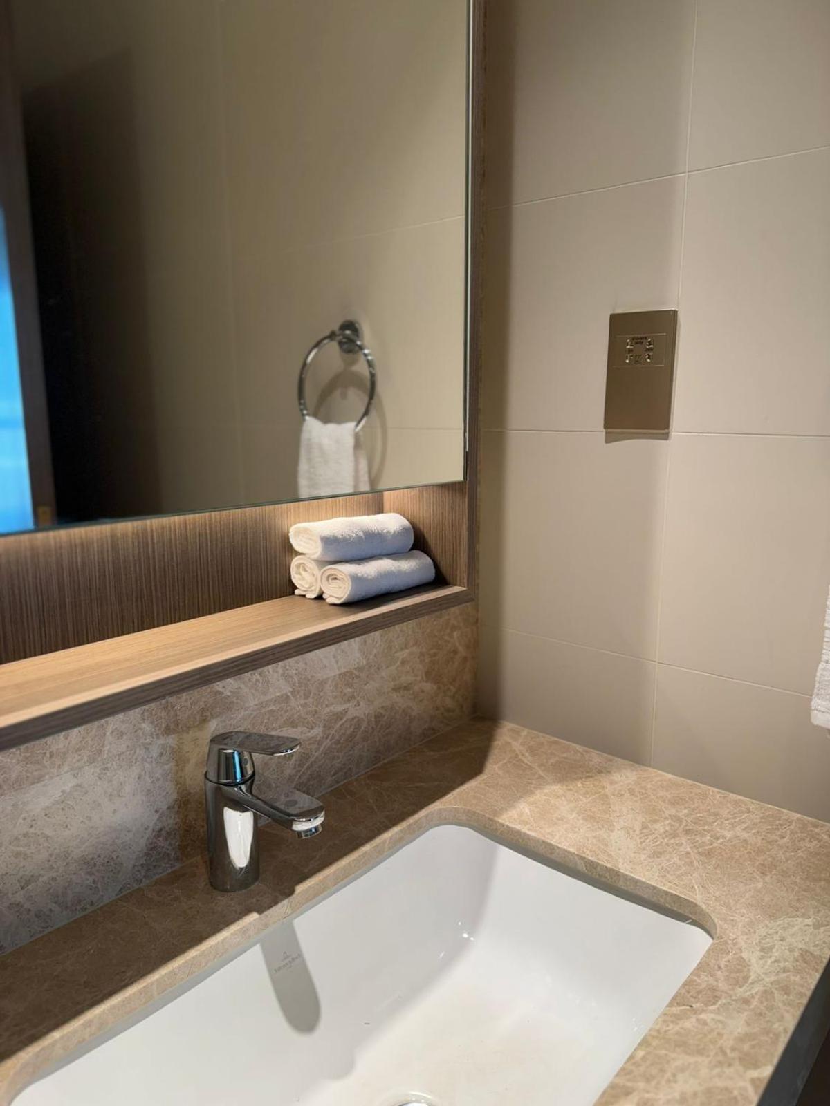 Grand Bleu Tower Interiors By Elie Saab - Emaar Beachfront - Emaar
