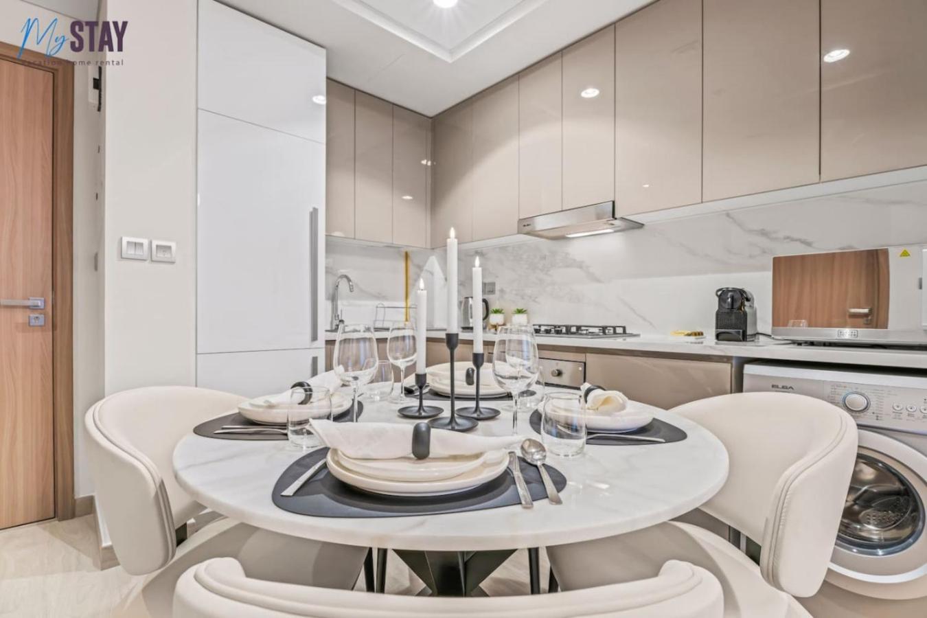 Elegant 1br At Azizi Riviera