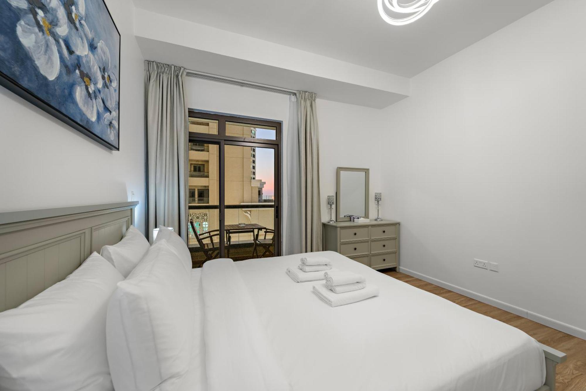 Apartment Elegant 2br With Seaview In Jbr L Walk To The