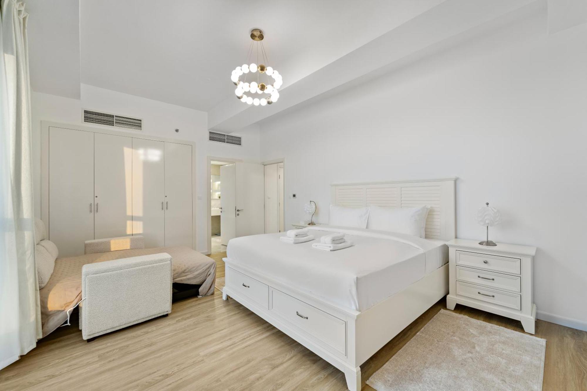 Apartment Elegant 2br With Seaview In Jbr L Walk To The