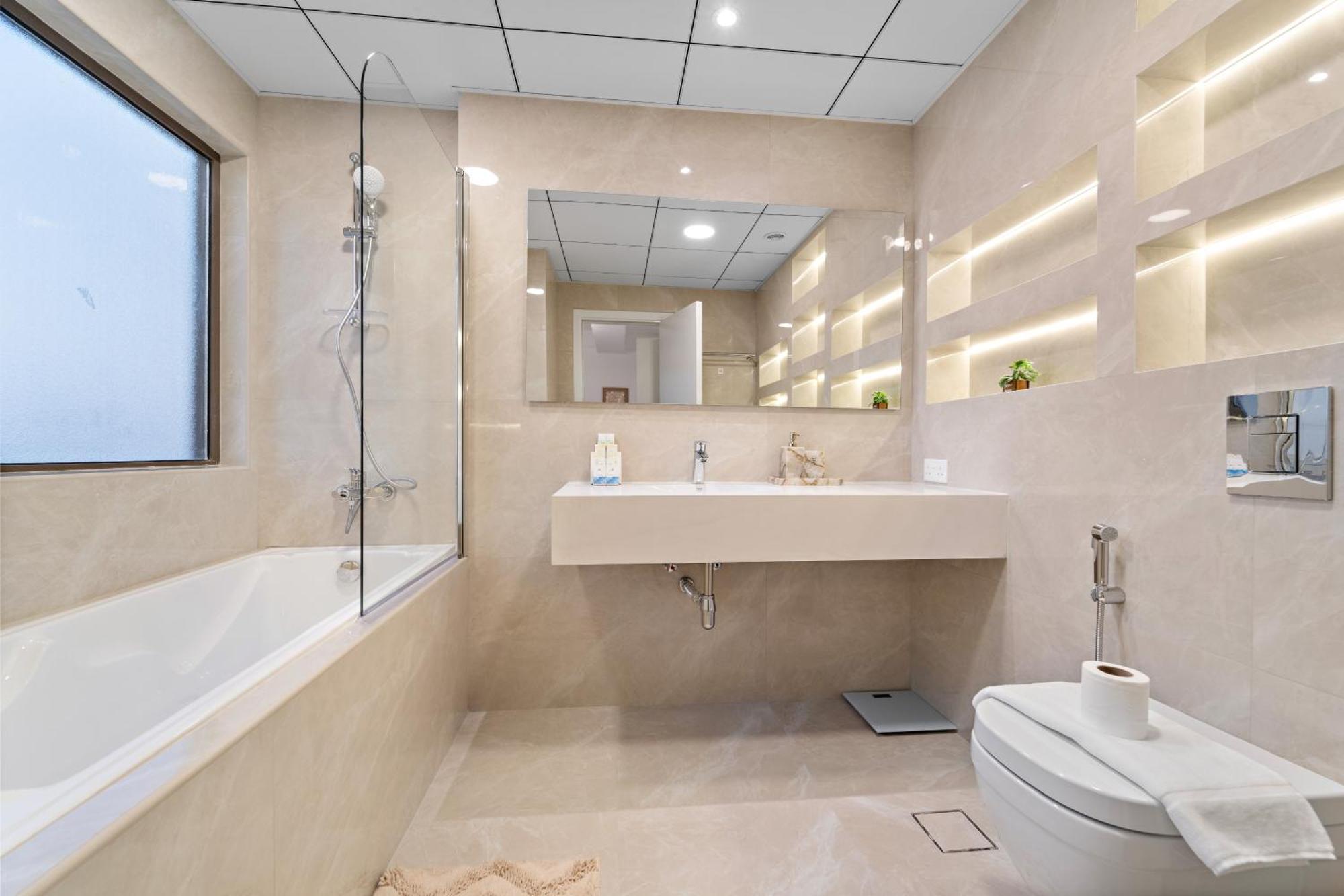 Elegant 2br With Seaview In Jbr L Walk To The * Dubai