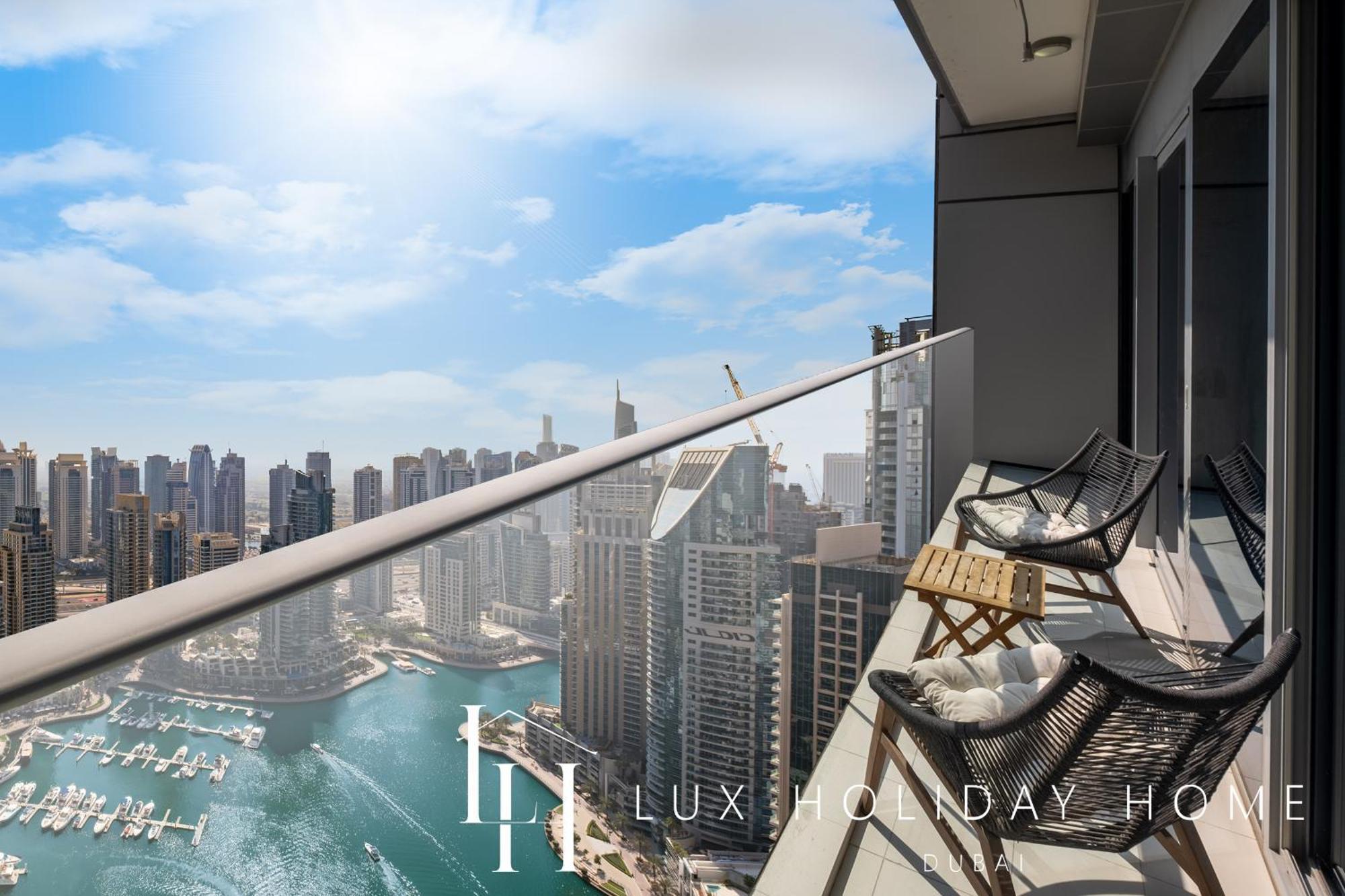 Lux Lavish With Full Marina View 4 Dubai
